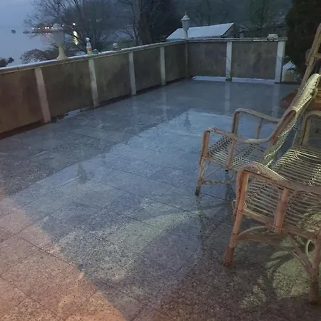 Vikendica Modrac Jezero