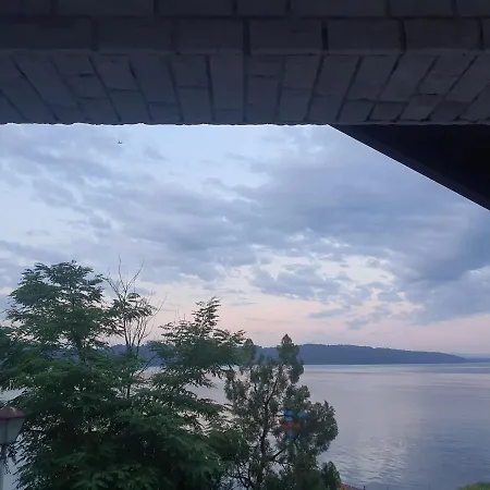 Vikendica Modrac Jezero