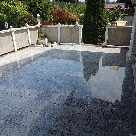 Vikendica Modrac Jezero Lukavac (Tuzla)